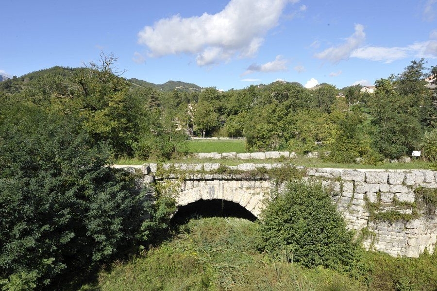 Ponte Manlio a Cagli